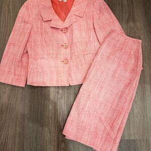 Le Suit Women's Coral SkirtSet